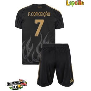 Juventus Francisco Conceicao #7 Kolmaspaita Lapsille 2026-27 Lyhythihainen (+ shortsit)